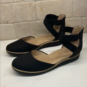 Black Strappy Sandals